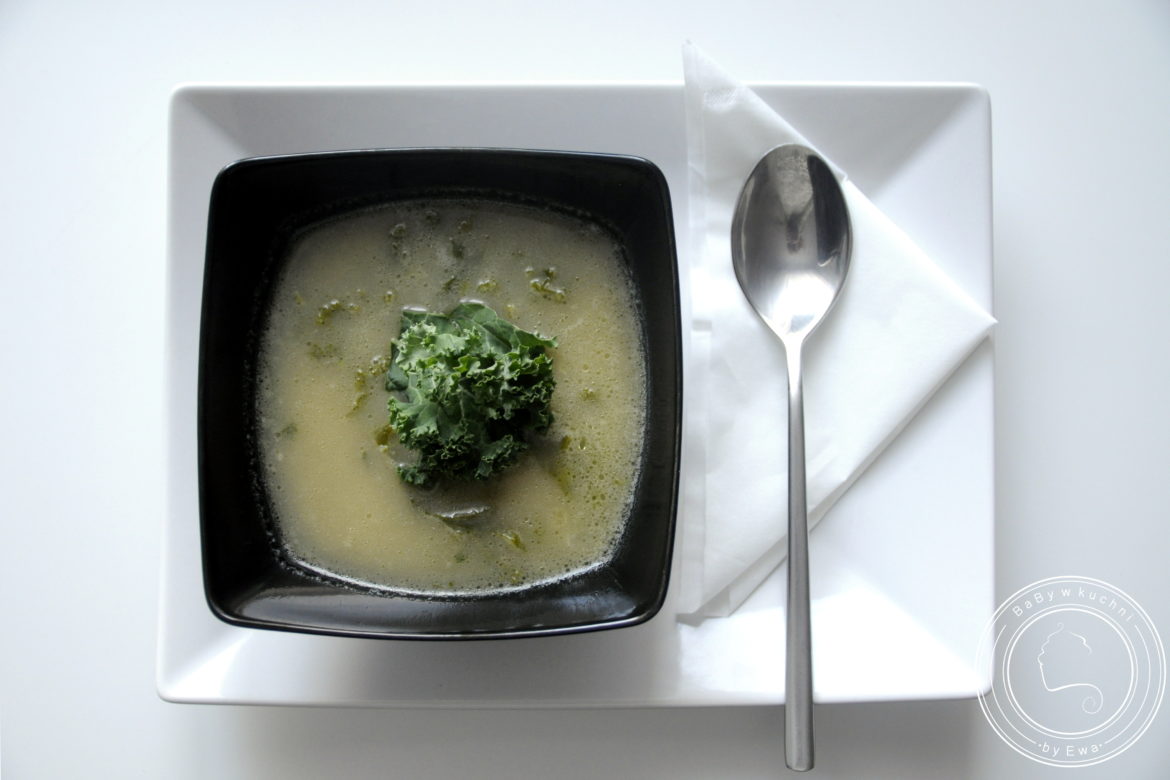 Caldo verde ziemniaczana zupa z jarmużem