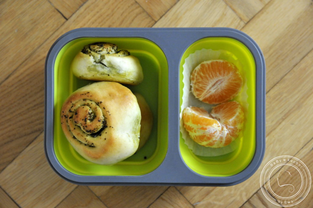 Lunchbox drugie śniadanie do szkoły ślimaczki z pesto