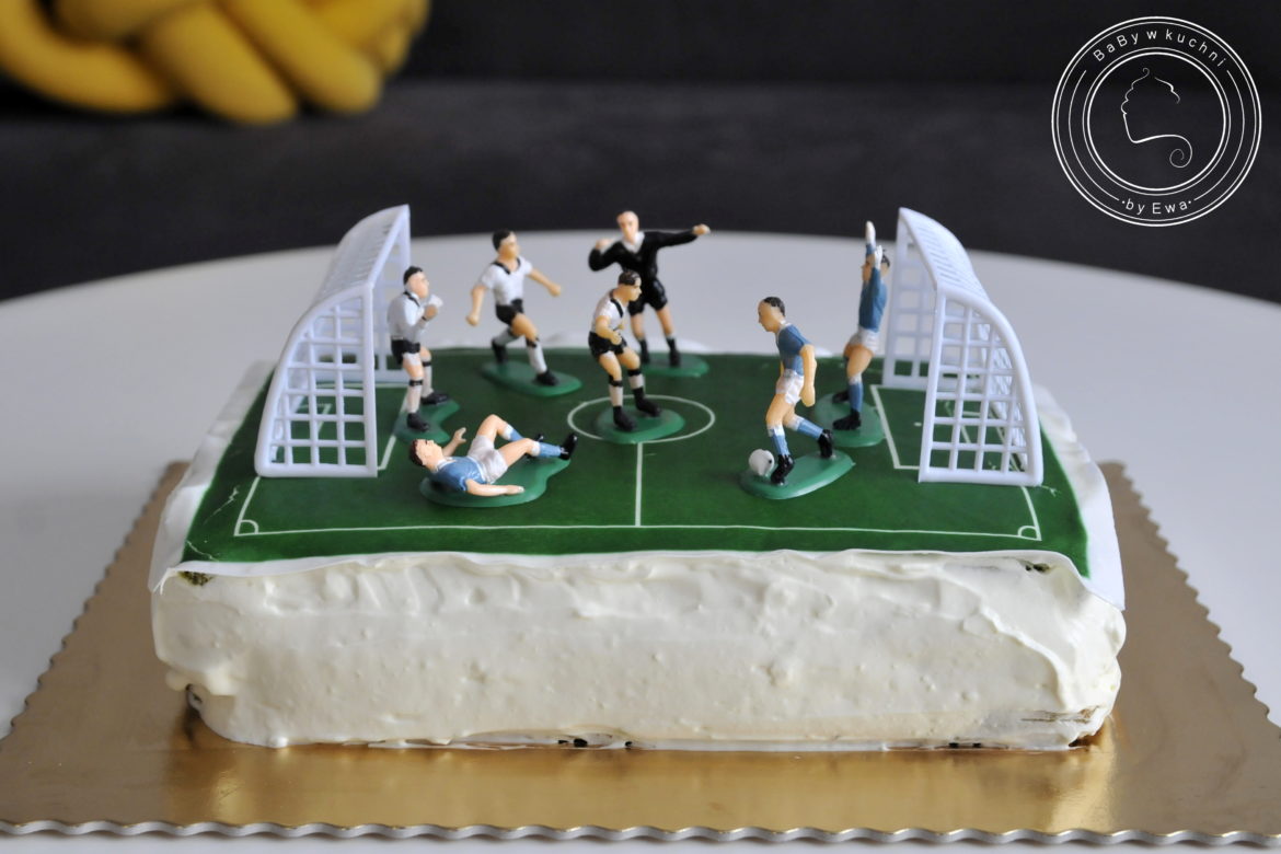 Tort z opłatkiem tort boisko piłkarskie